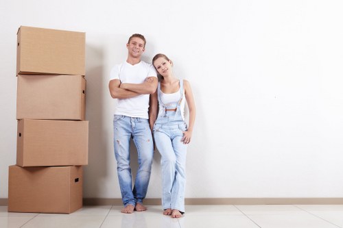 Moving truck service in West Norwood for local house and flat removals