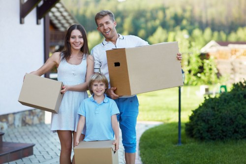 Removal truck hire for residential and commercial moves in West Norwood
