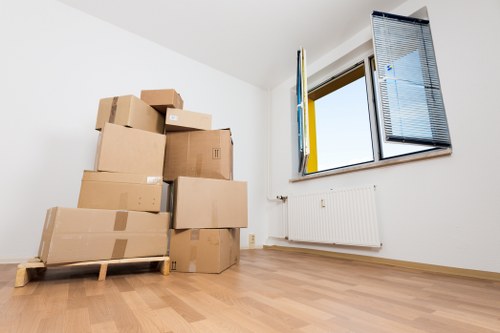 Van-based moving support for flats and houses in West Norwood